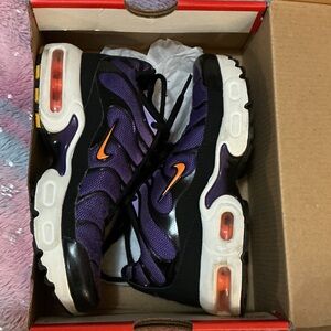 Nike Kids Purple and Orange Air Max Style Sneakers